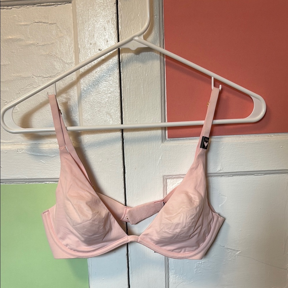 Victoria’s Secret 34B Pink Women's Bra NWT